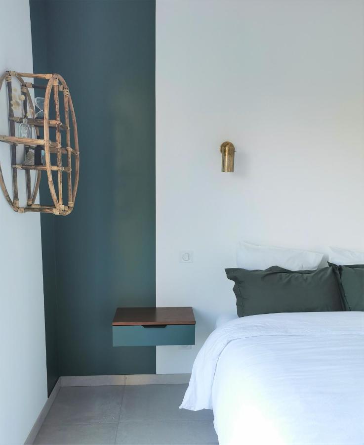 Au Jardin Des Deux Roches Bed & Breakfast Prisse Luaran gambar