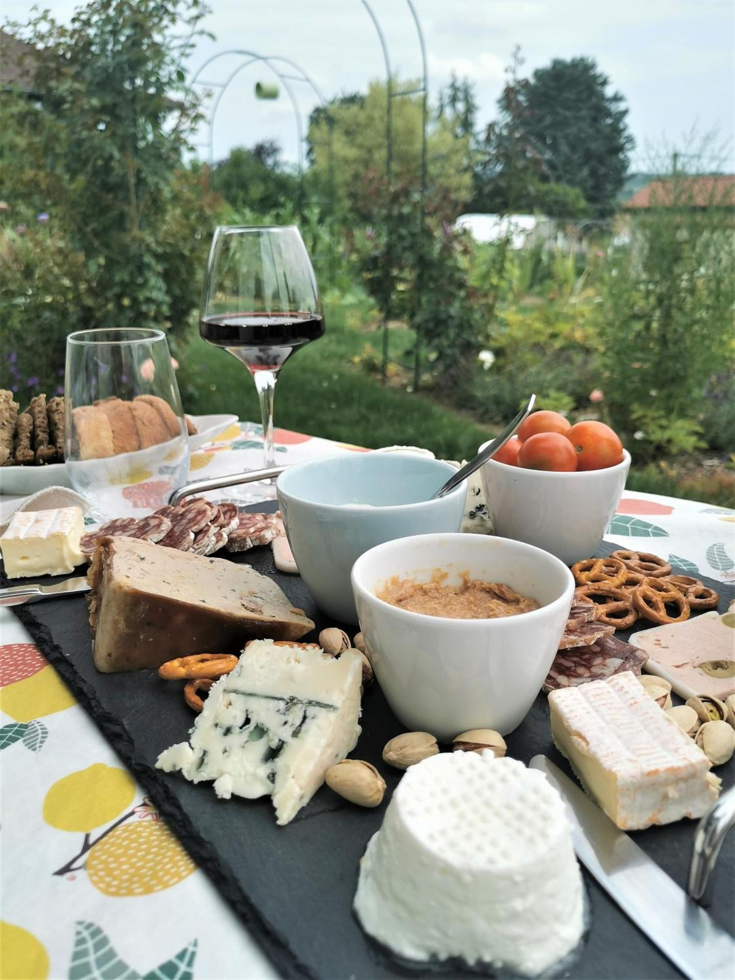 Au Jardin Des Deux Roches Bed & Breakfast Prisse Luaran gambar